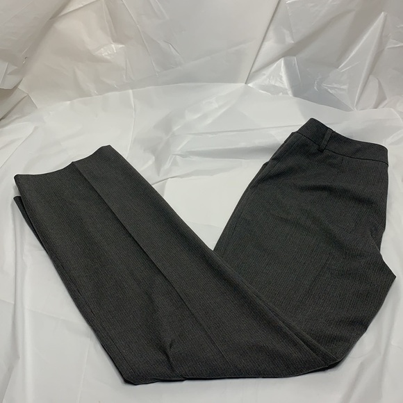 WOMEN’S Antonio Melani Gray w/ White pin stripe Dress pant Size 2 - Picture 3 of 10